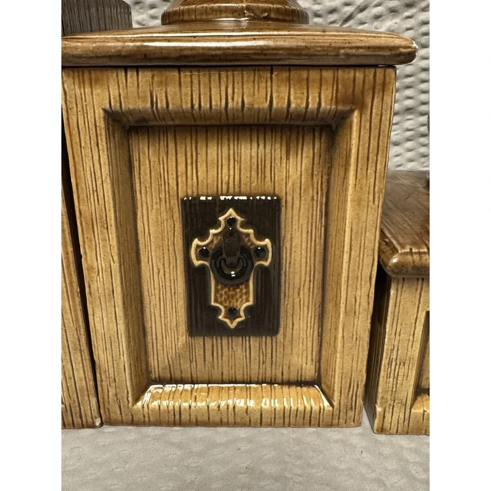 Vintage Ceramic Faux Wood Canister Set Colonial‎ Style Set Of 4 RARE